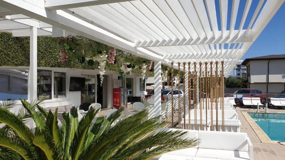 شقة Ayan-Ayaz Luxury Năvodari المظهر الخارجي الصورة